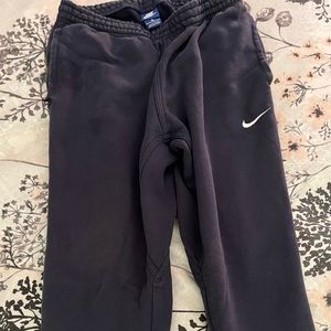 Navy Blue Nike Sweatpants *Very small tear* barely visable when worn!